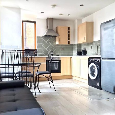 Central Spacious マンチェスター エクステリア 写真