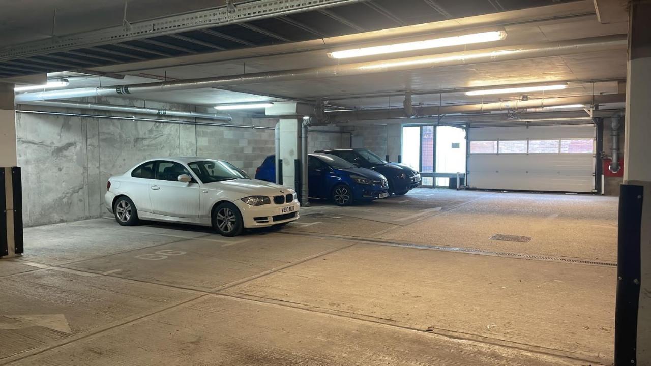 Central Spacious マンチェスター エクステリア 写真